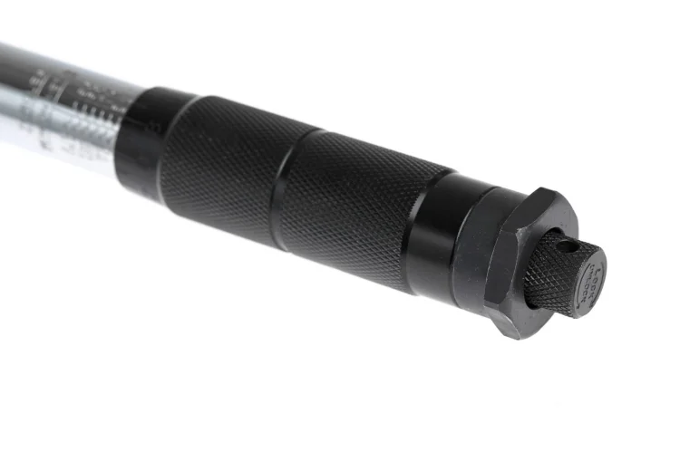 KLUCZ DYNAMOMETRYCZNY 1/2" 10-210 Nm 465mm
