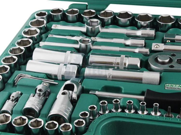 Zestaw kluczy nasadowych 1/2" 3/8" 1/4" HONITON 99 elementy